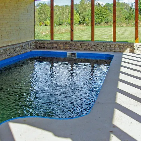 Holiday home Holiday Bzi